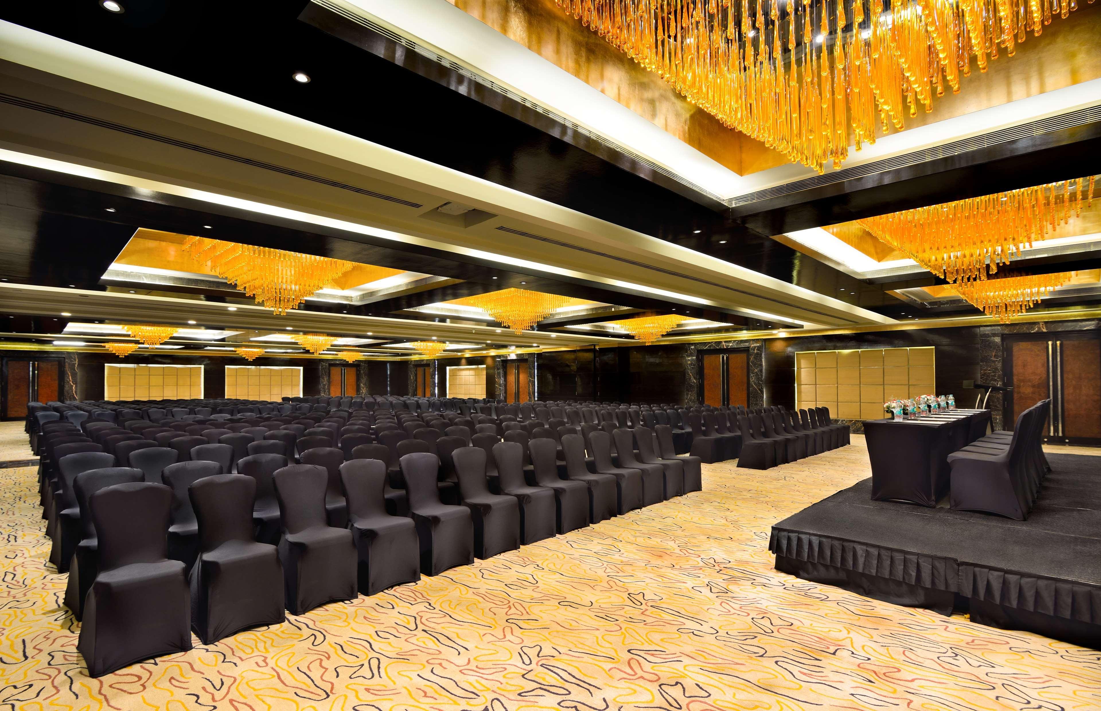 Radisson Blu Kaushambi Delhi Ncr Ξενοδοχείο Ghaziabad Εξωτερικό φωτογραφία