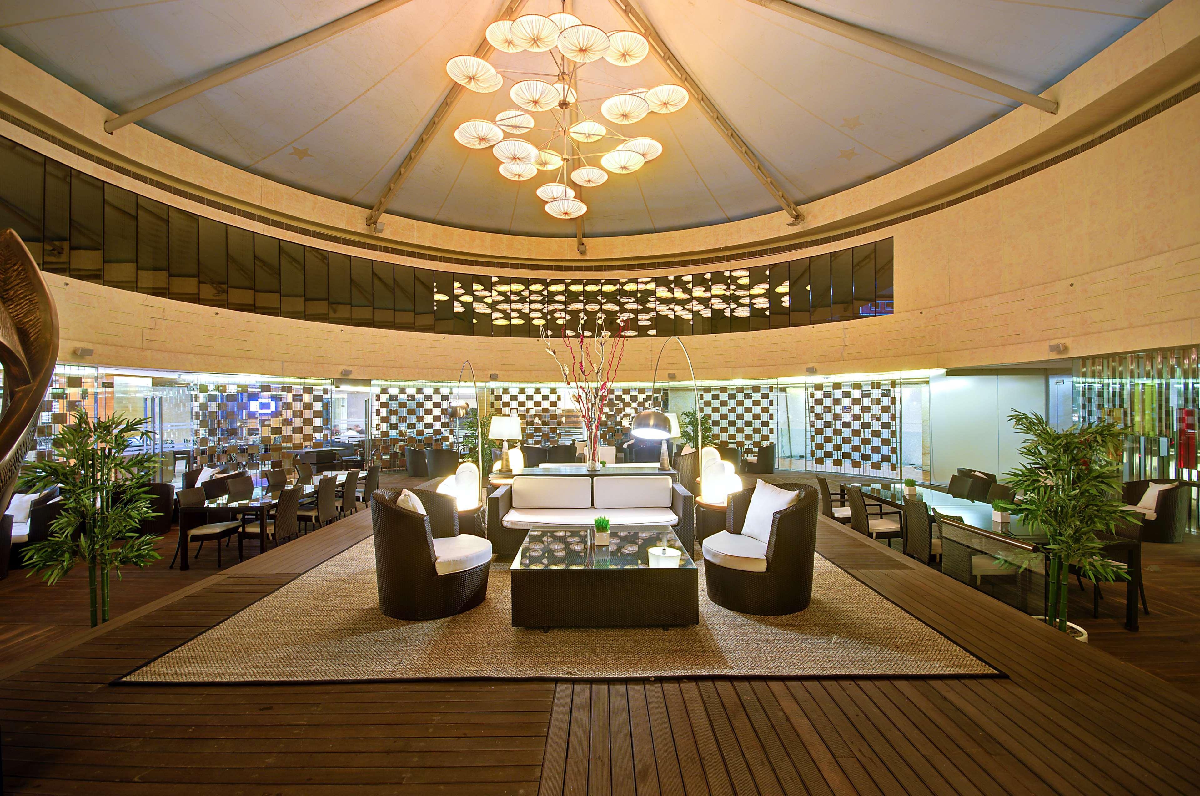 Radisson Blu Kaushambi Delhi Ncr Ξενοδοχείο Ghaziabad Εξωτερικό φωτογραφία