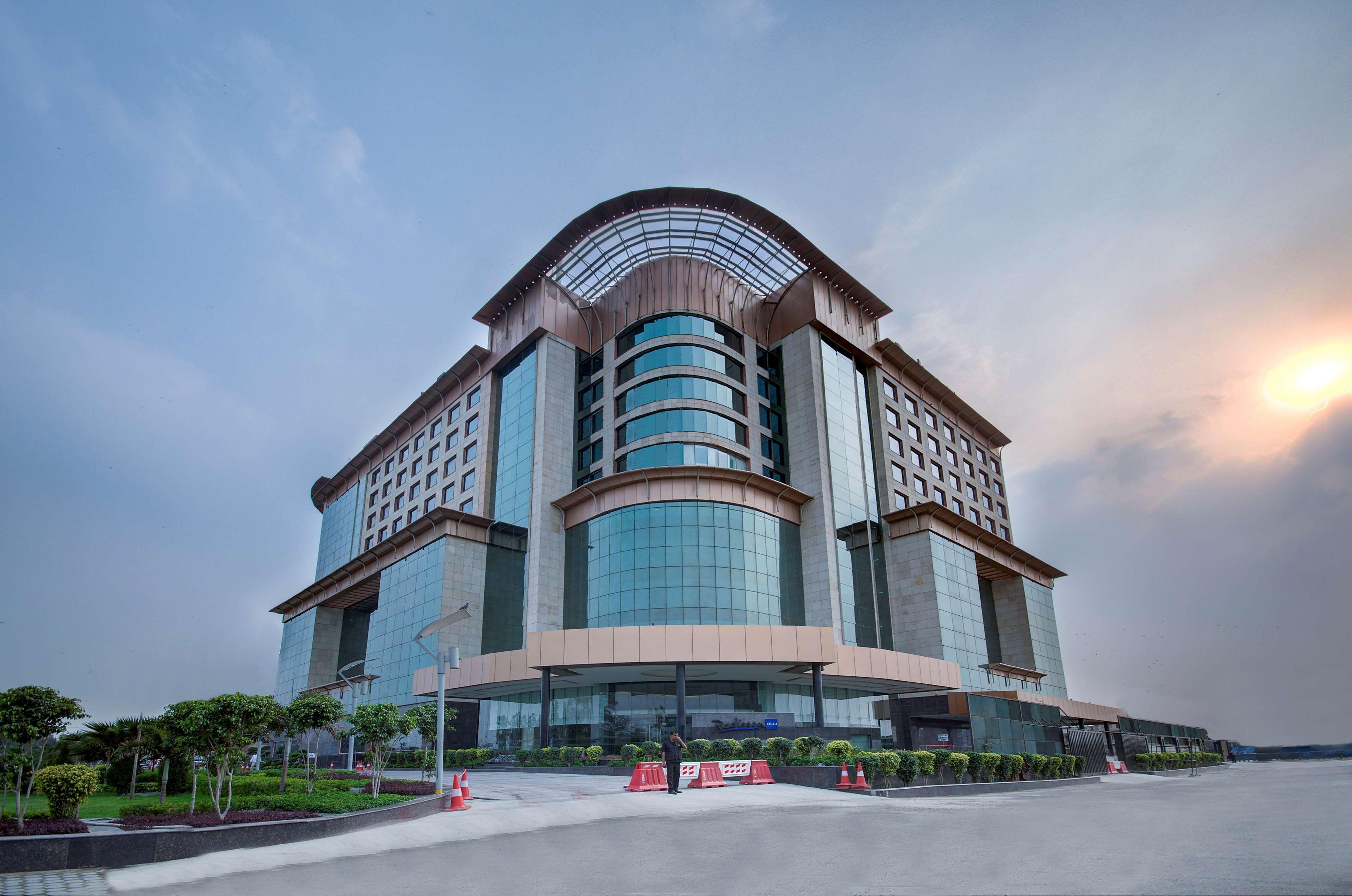 Radisson Blu Kaushambi Delhi Ncr Ξενοδοχείο Ghaziabad Εξωτερικό φωτογραφία