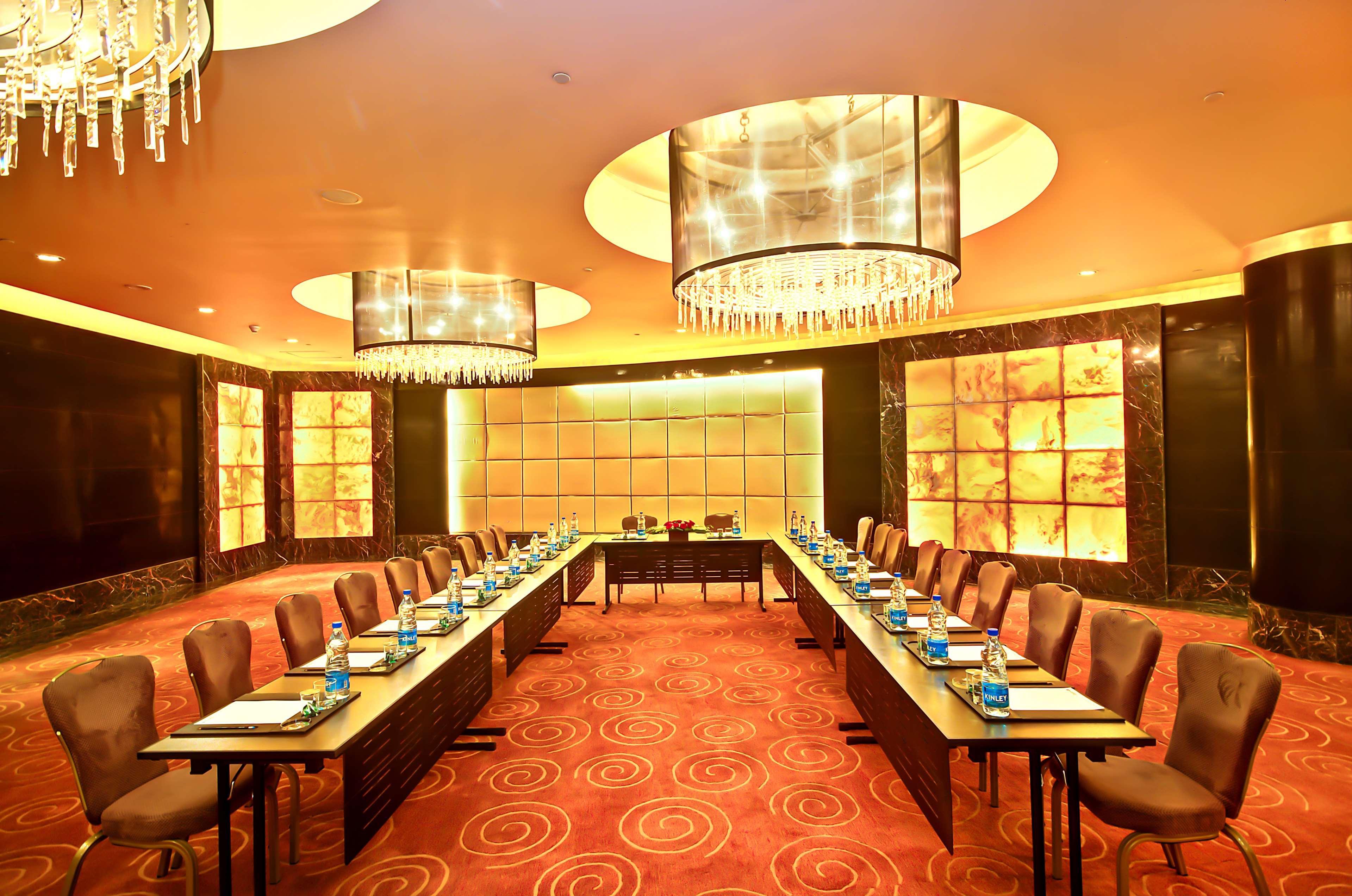 Radisson Blu Kaushambi Delhi Ncr Ξενοδοχείο Ghaziabad Εξωτερικό φωτογραφία